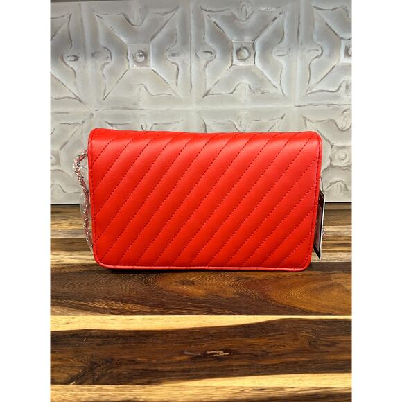 Studio Badgley Mischka Red Quilted Crossbody Purse Vegan Leather NWT - Picture 2 of 7